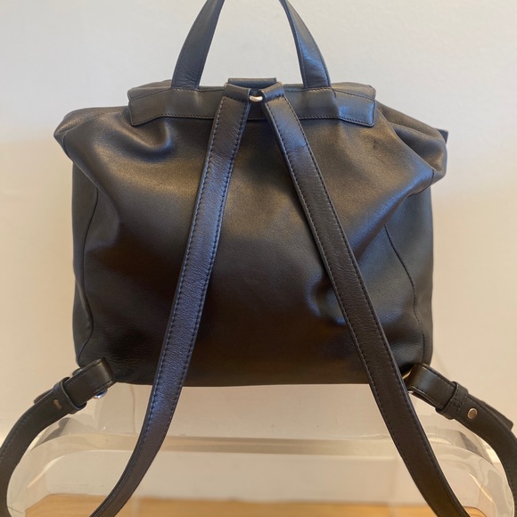 PRADA Leather Backpack - Picture 4 of 11